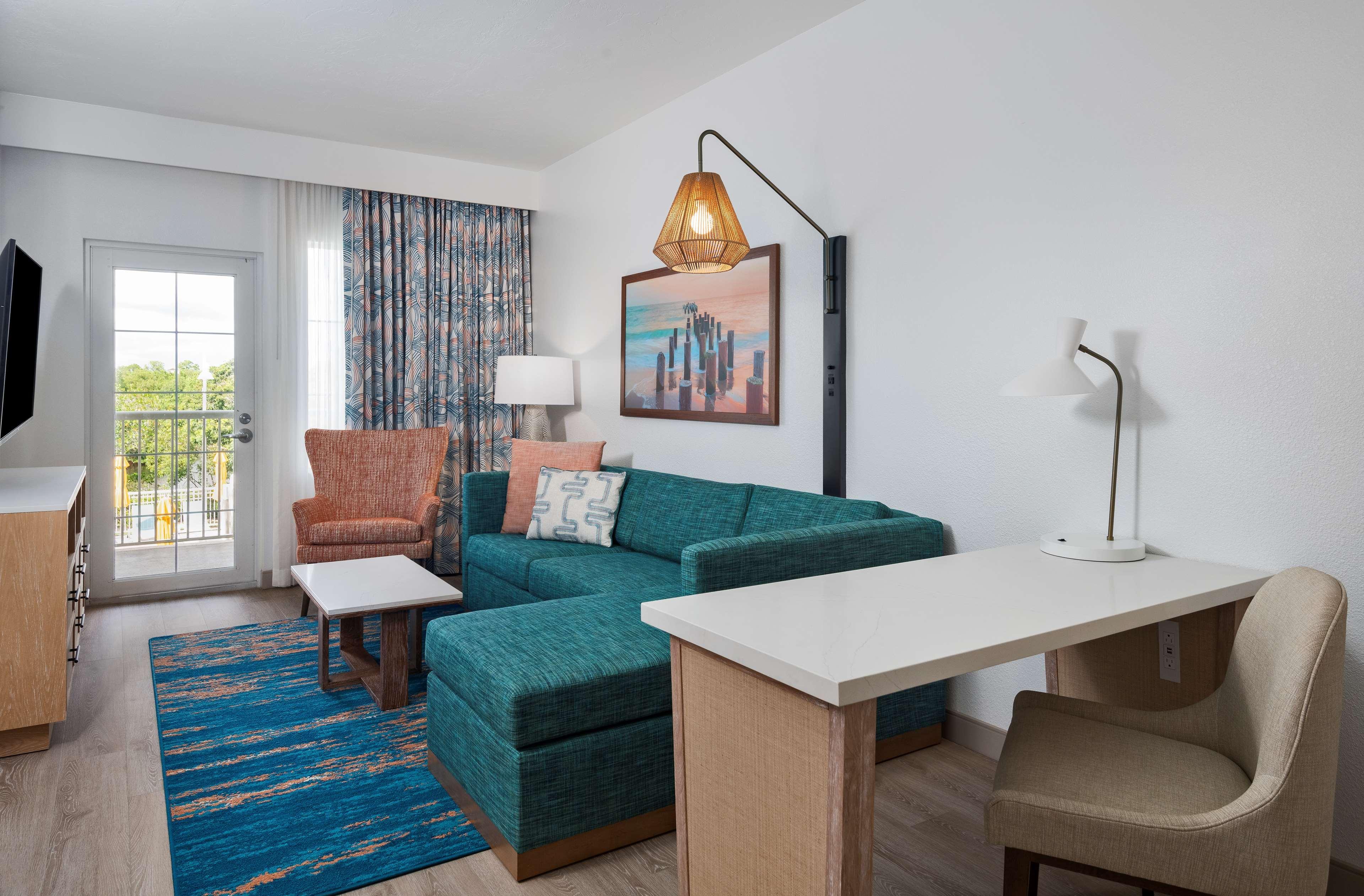 Doubletree Suites By Hilton Naples Naples Park Exteriér fotografie